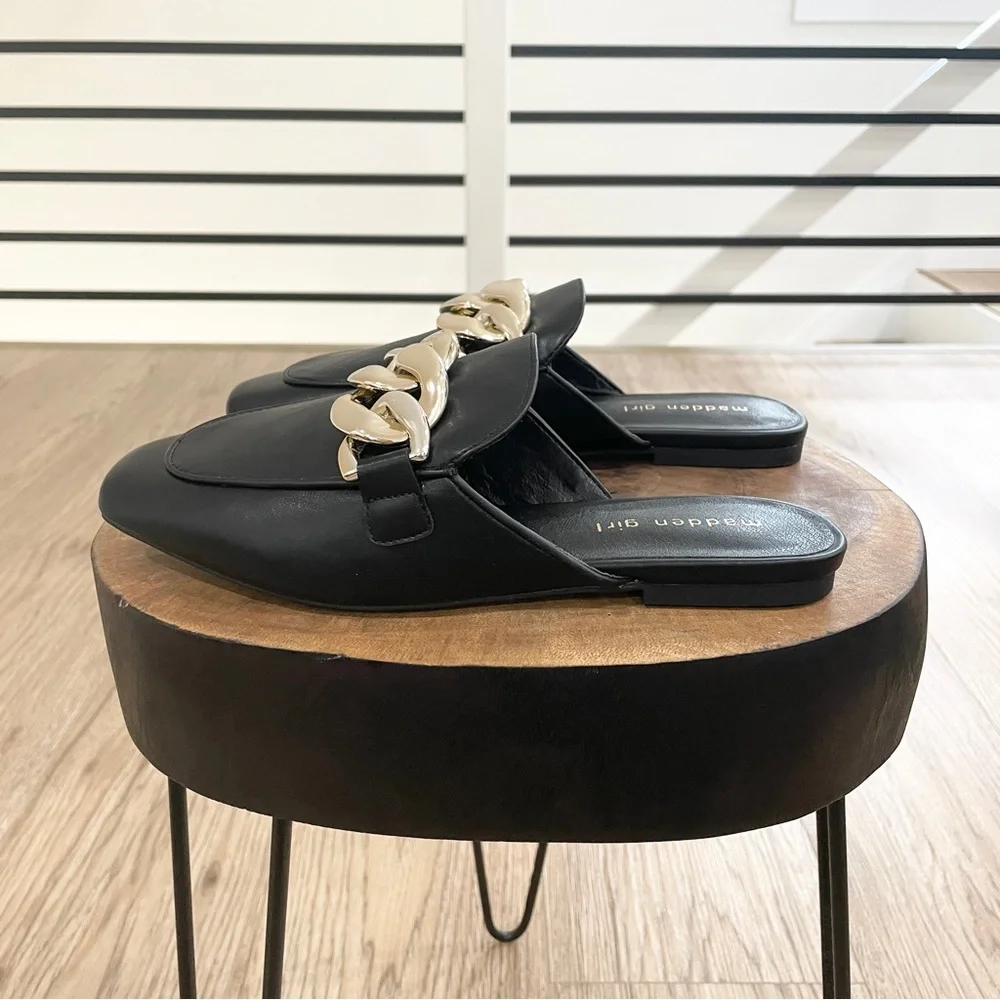 NWT 7.5 black and gold madden girl, chain photo leather loafers - Picture 5 of 6